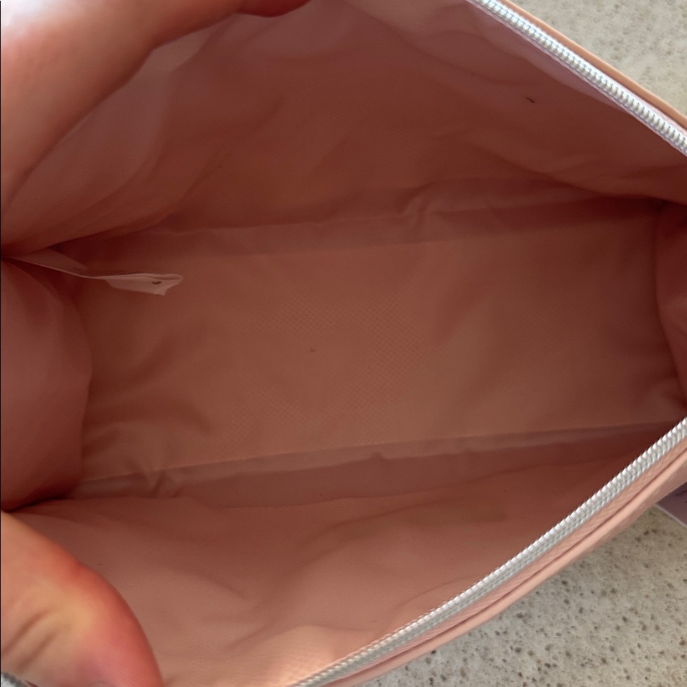 Jimmy Choo Parfums Pink Glitter Make Up Bag - Picture 6 of 6